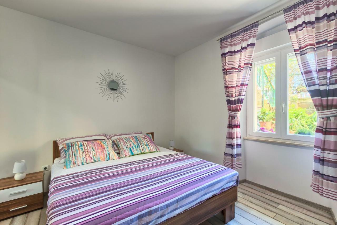 Apartment Amfiteatar Moris Pula Dış mekan fotoğraf