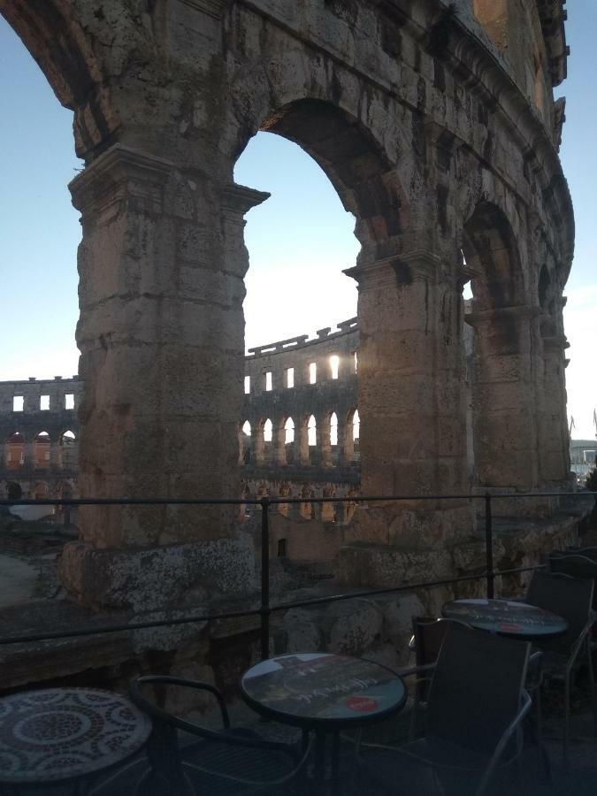 Apartment Amfiteatar Moris Pula Dış mekan fotoğraf