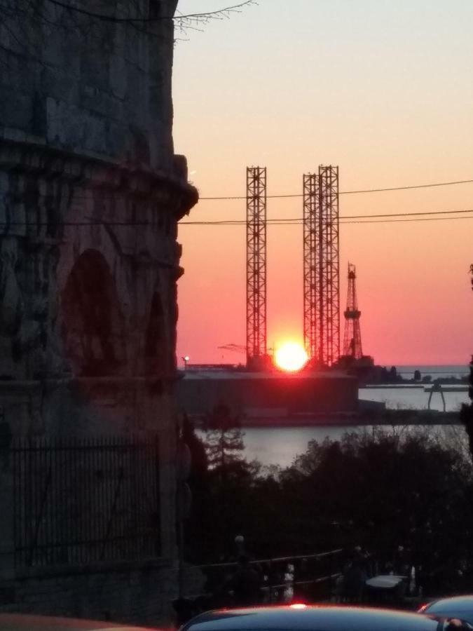 Apartment Amfiteatar Moris Pula Dış mekan fotoğraf