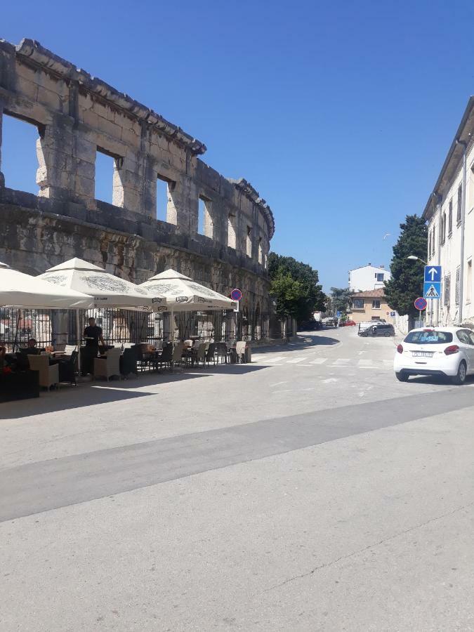 Apartment Amfiteatar Moris Pula Dış mekan fotoğraf